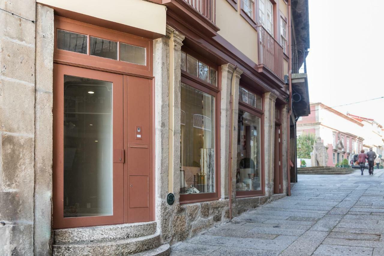 Casa Da Cera Da Porta Da Vila Guimaraes Bagian luar foto